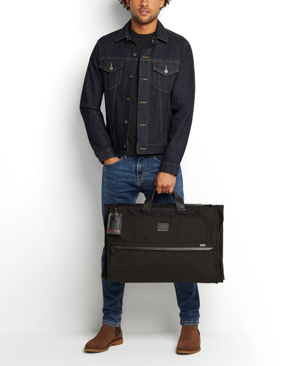 7 Leather Garment Bags for Traveling with Formal Attire