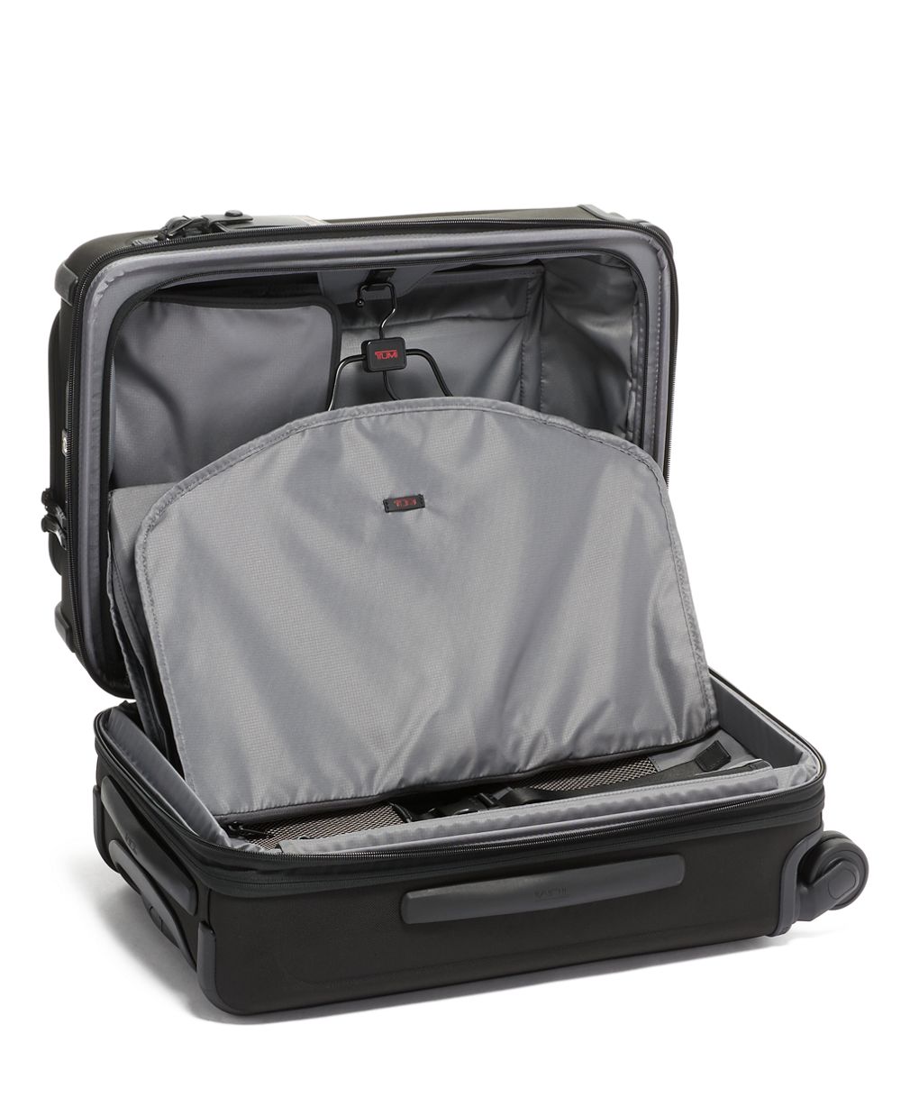 Tumi international 4 wheel hotsell carry on