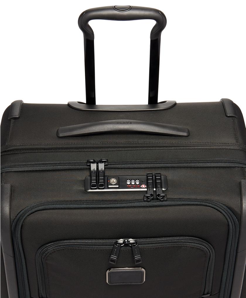Short Trip Expandable 4 Wheeled Packing Case