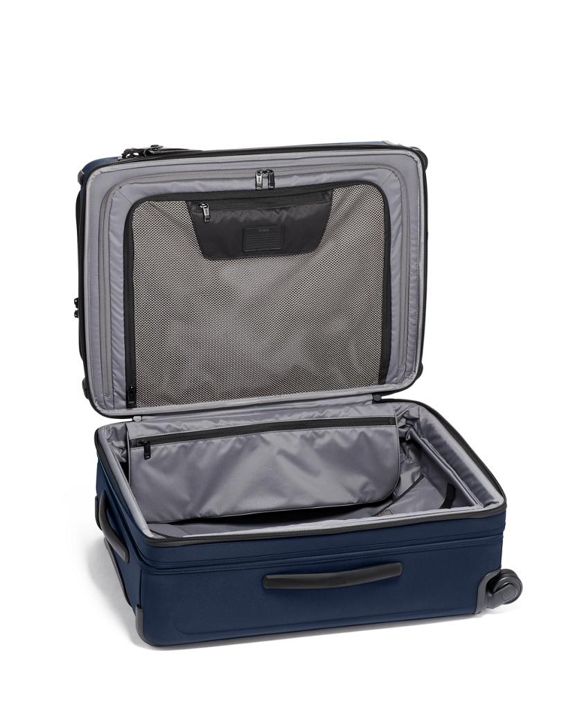 Short Trip Expandable 4 Wheeled Packing Case