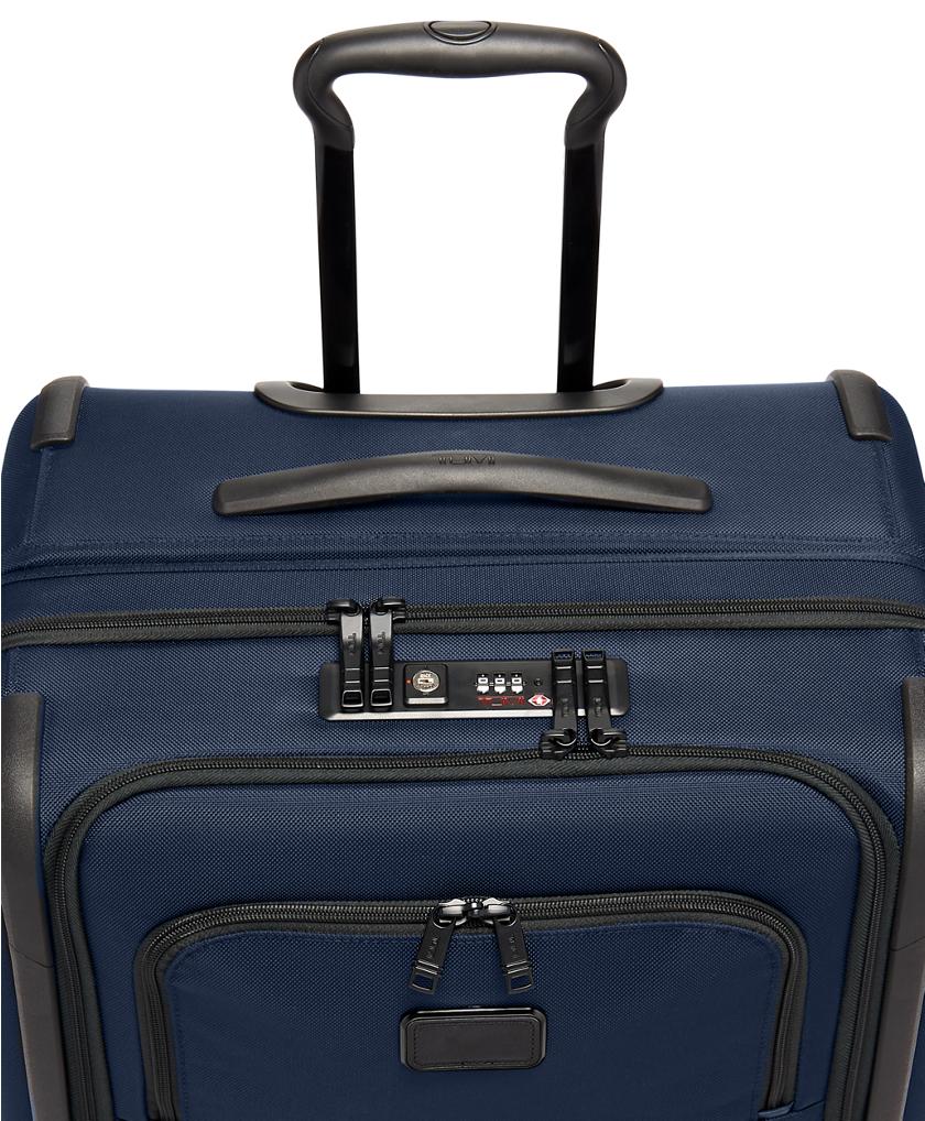 Short Trip Expandable 4 Wheeled Packing Case