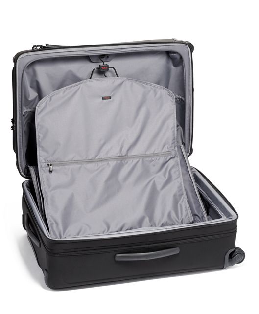 Medium Trip Expandable 4 Wheeled Packing Case Black - large | Tumi Thailand