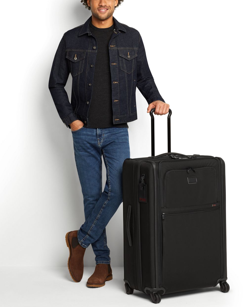 Tumi 4 wheeled clearance expandable long distance trip