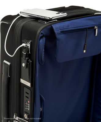 tumi suiter