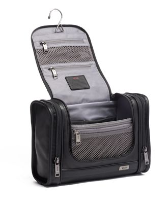 tumi mens toiletry bag