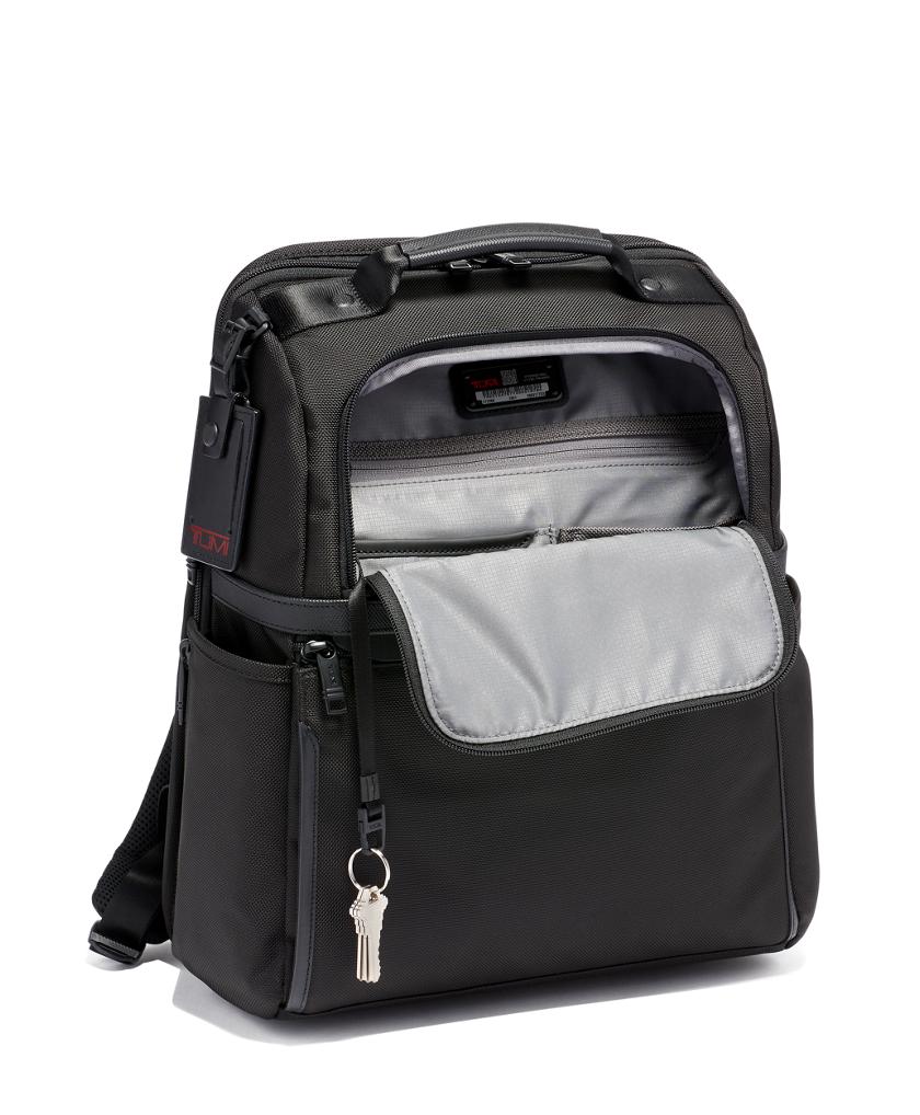 Slim Solutions Brief Pack&reg;