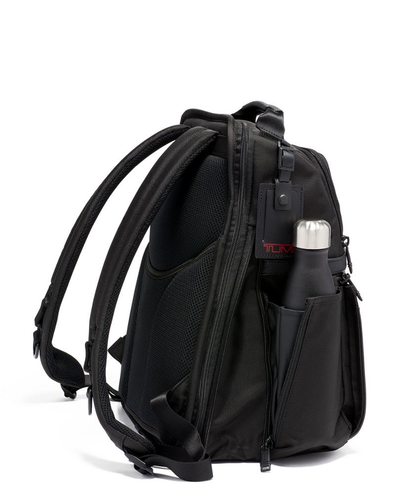 Slim Solutions Brief Pack&reg;