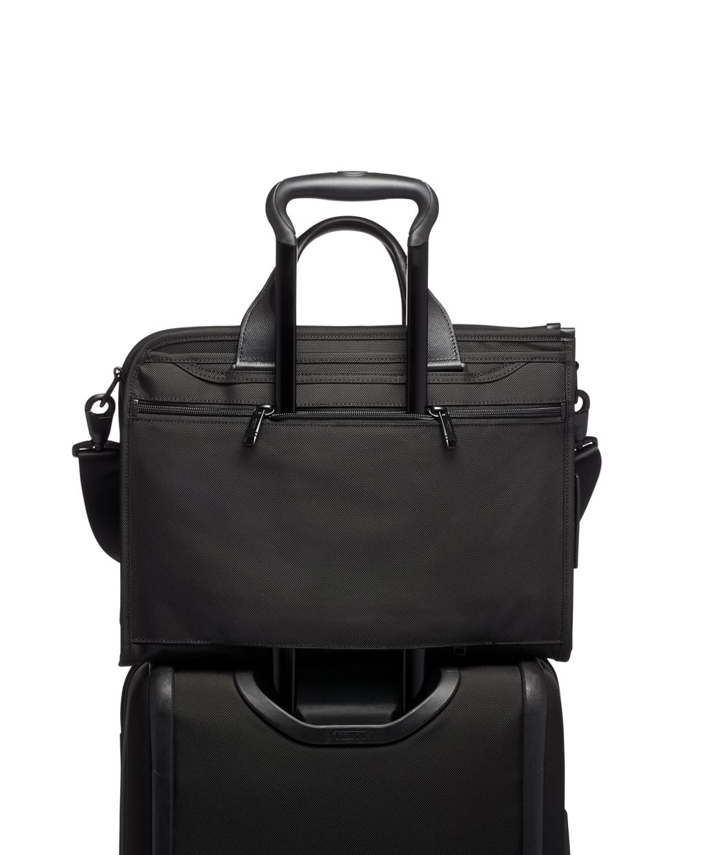 Slim Deluxe Portfolio | Tumi CA