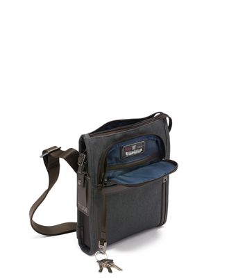 tumi men's shoulder bag