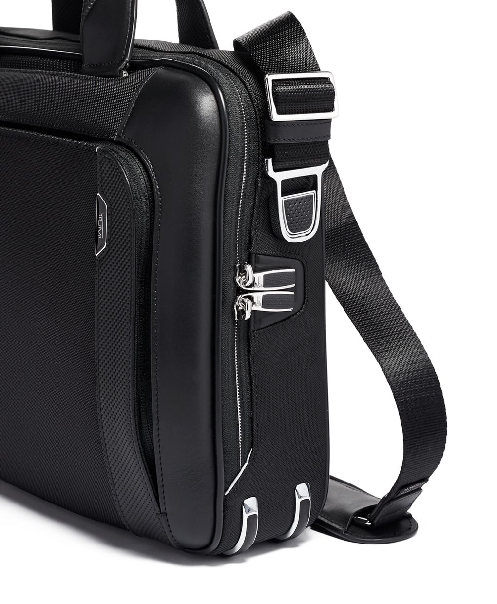 Sadler Brief | Tumi US Sadler Brief | Tumi US