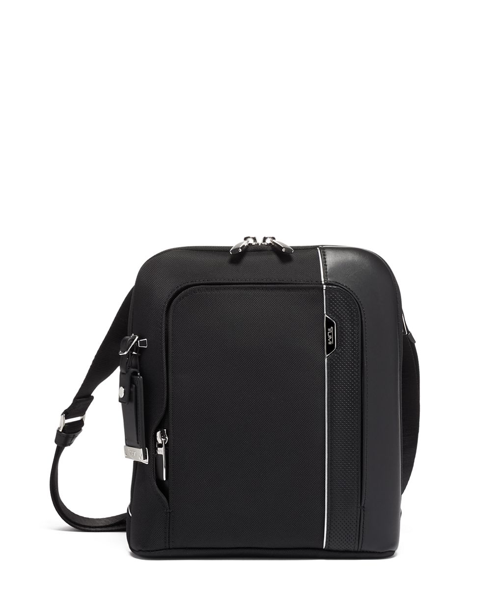 tos caja de cartón Cargado Olten Crossbody | Tumi US