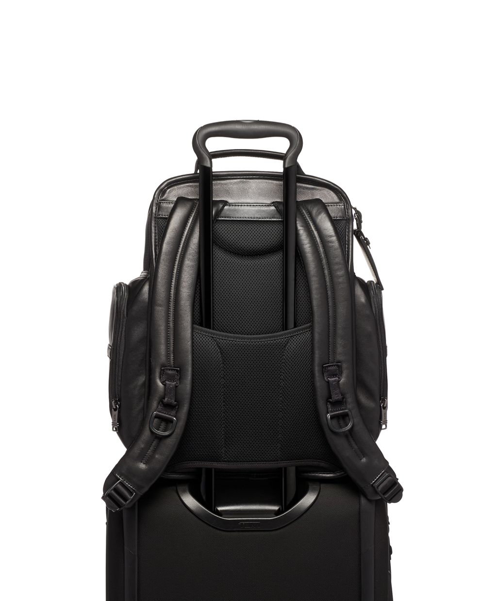 Tumi gilman brief outlet pack