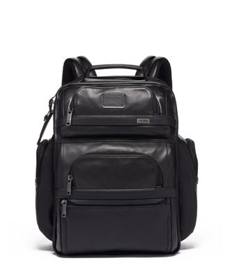 United Airlines Flight Attendants Will Start Using Designer TUMI Luggage  From March 16