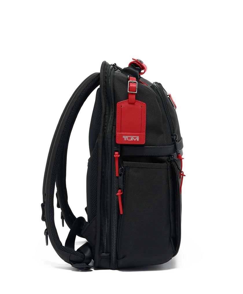 Slim Solutions Brief Pack&reg;