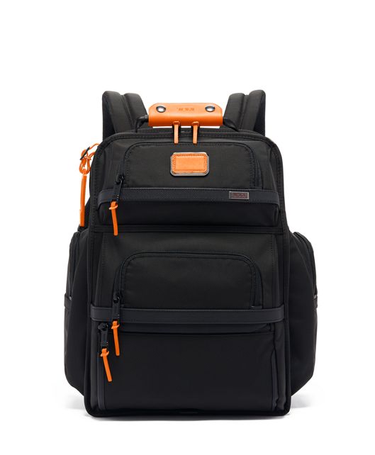 tumi advanced brief review