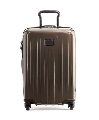 tumi international carry on size