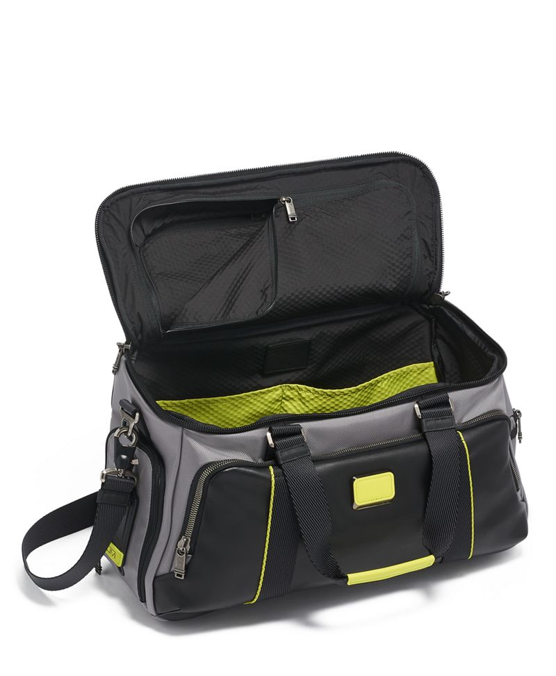 McCoy Gym Bag · 0232322GBL · TUMI Centro América