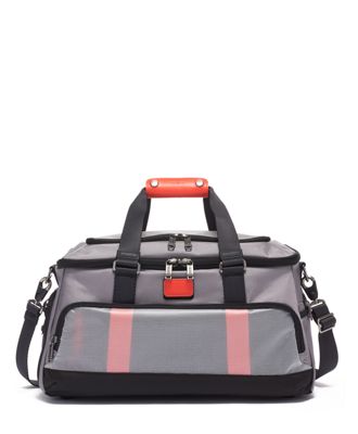 tumi gym bag