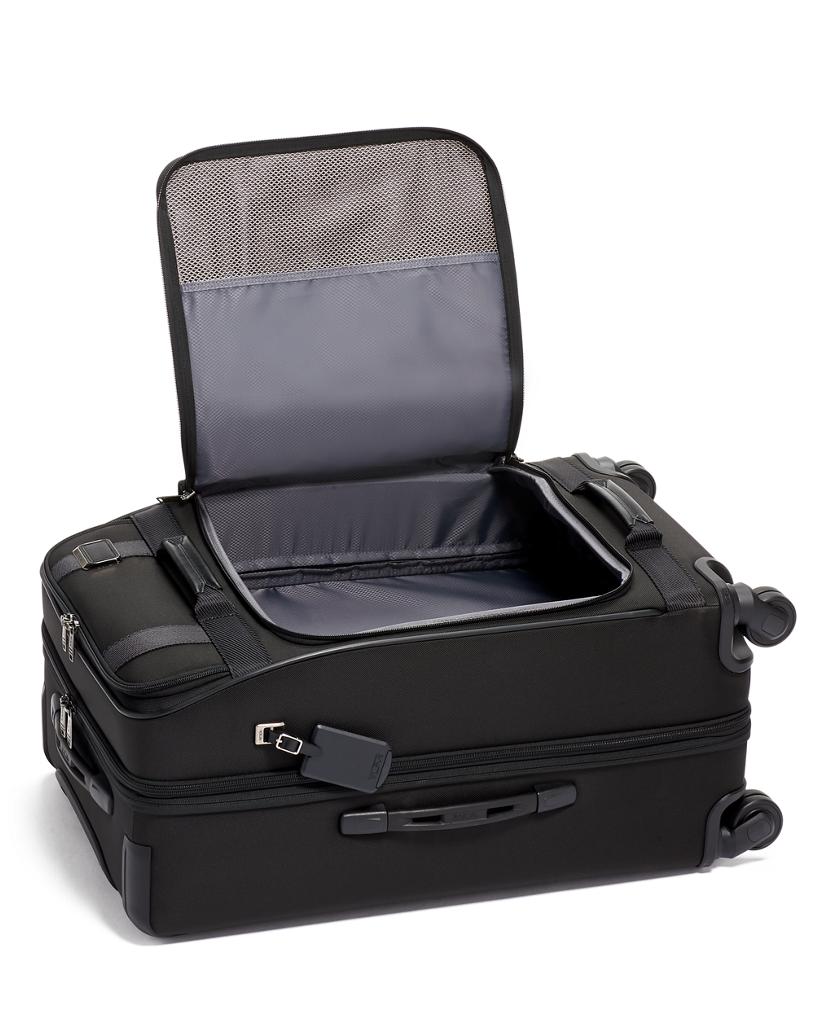 Short Trip Expandable 4 Wheeled Packing Case