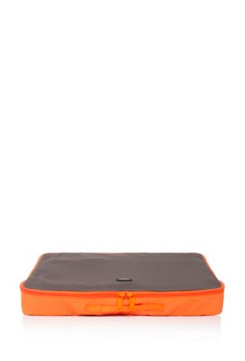 tumi v3 luggage and packing cube