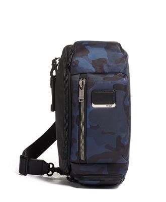 kelley sling tumi