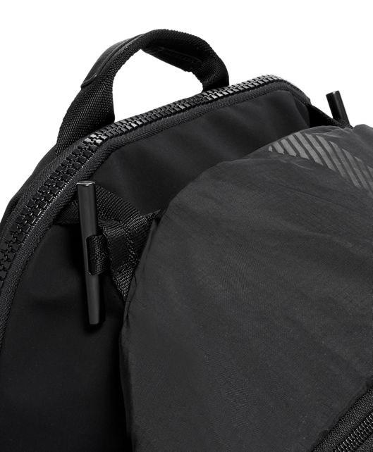 กระเป๋าสะพายหลัง Woods Backpack black - large | Tumi Thailand