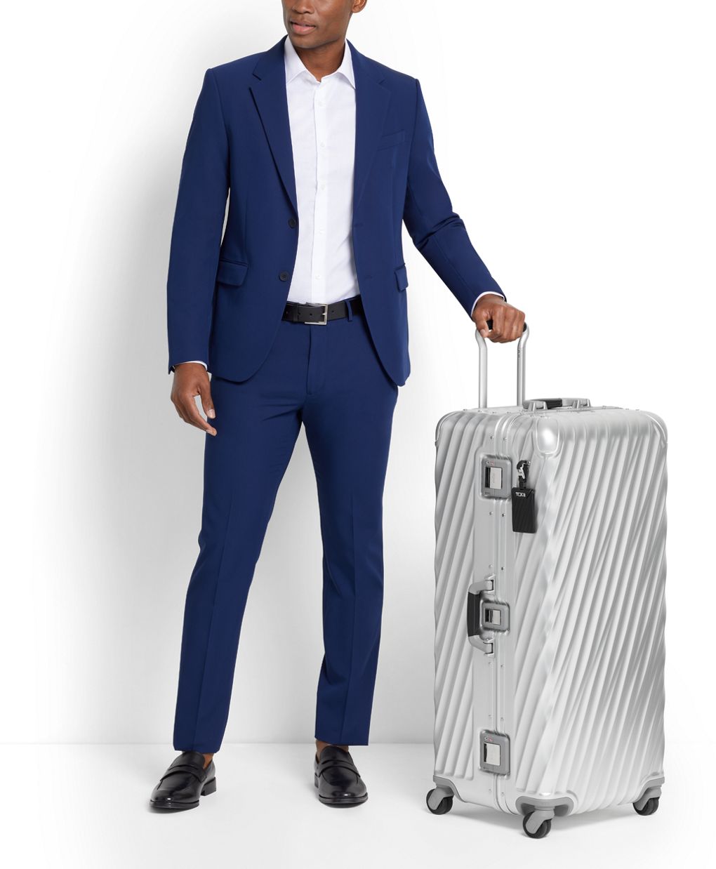 Tumi trunk store