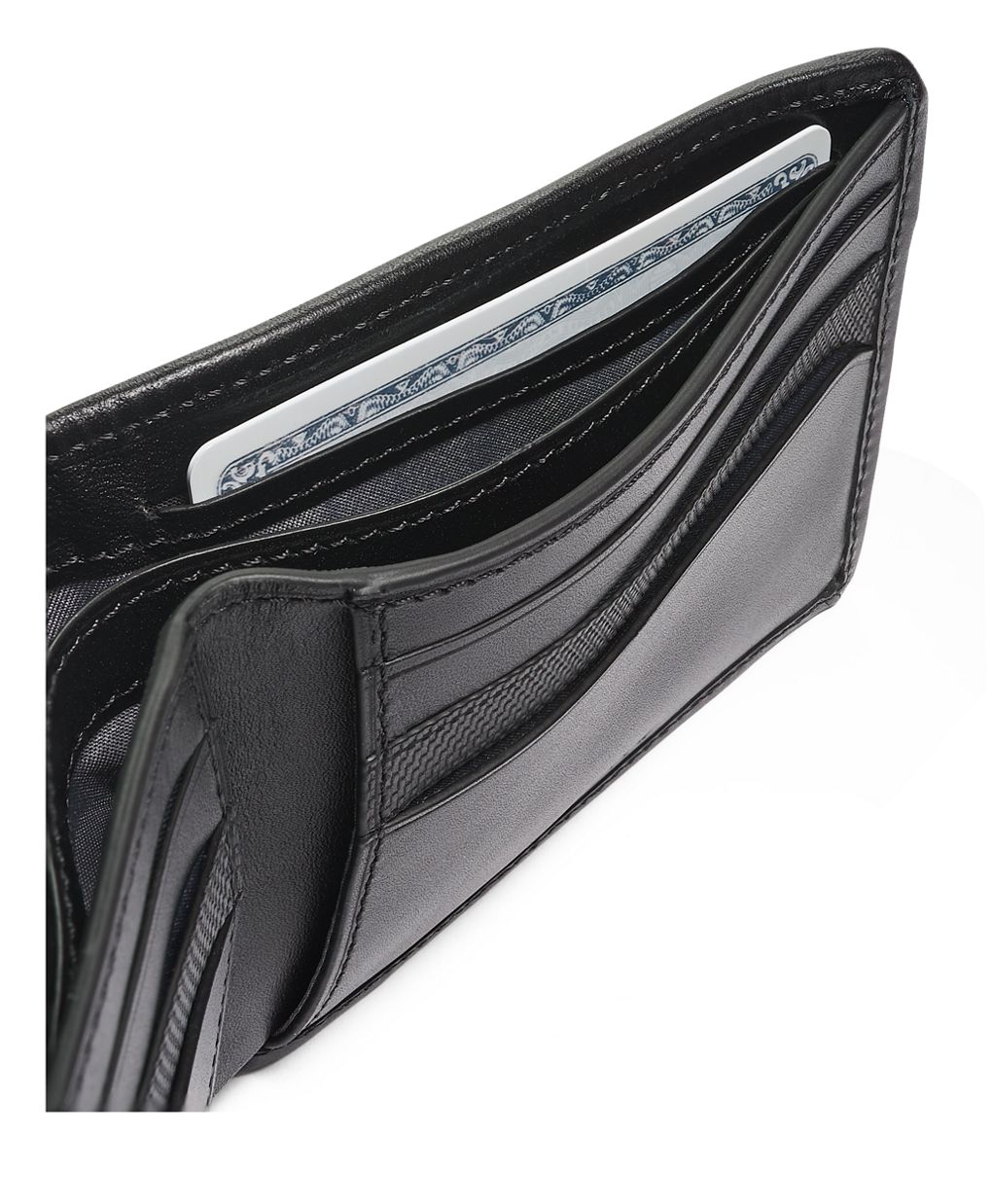 Tumi billfold hotsell