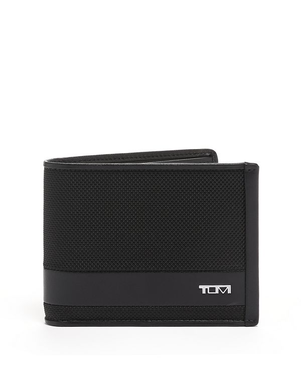 Global Removable Passcase | Tumi US