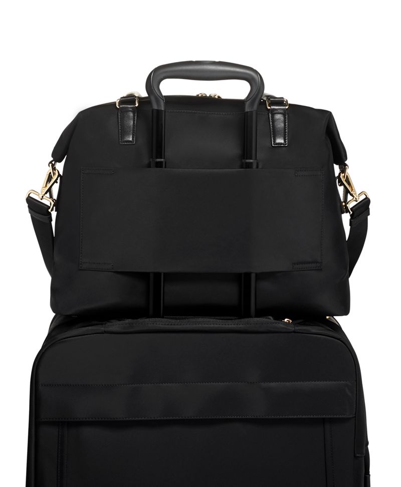 tumi voyageur wynne weekender bag