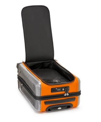 Aero International Expandable 4 Wheeled Carry-On product image three