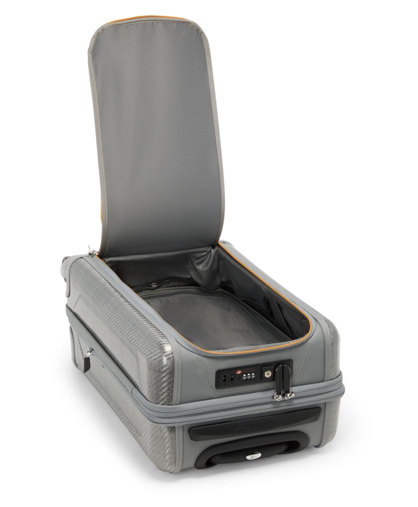 Aero International Expandable 4 Wheeled Carry-On
