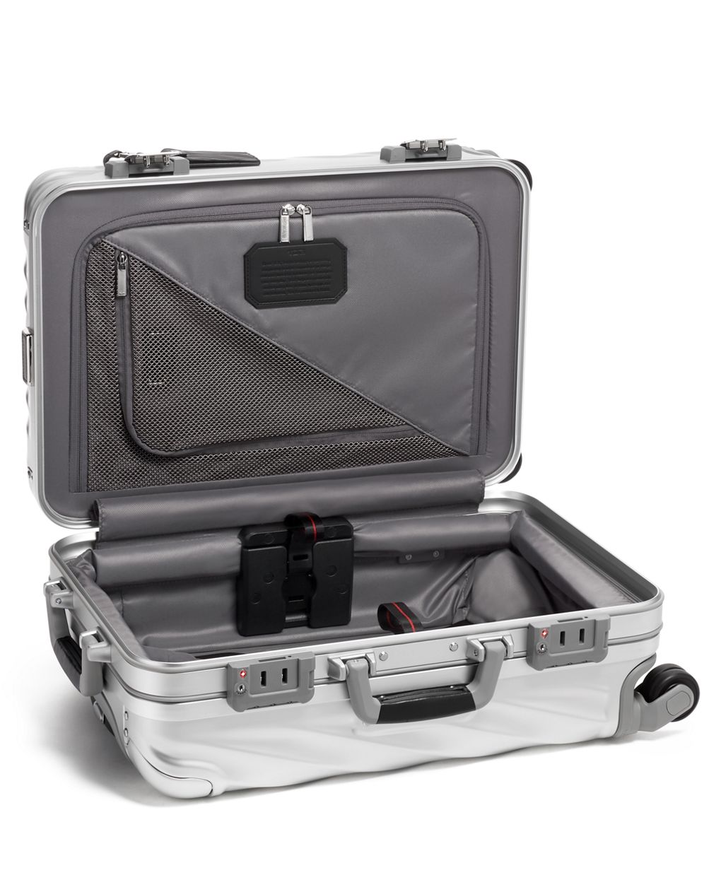 Tumi 19 Degree Aluminum Continental Carry-On