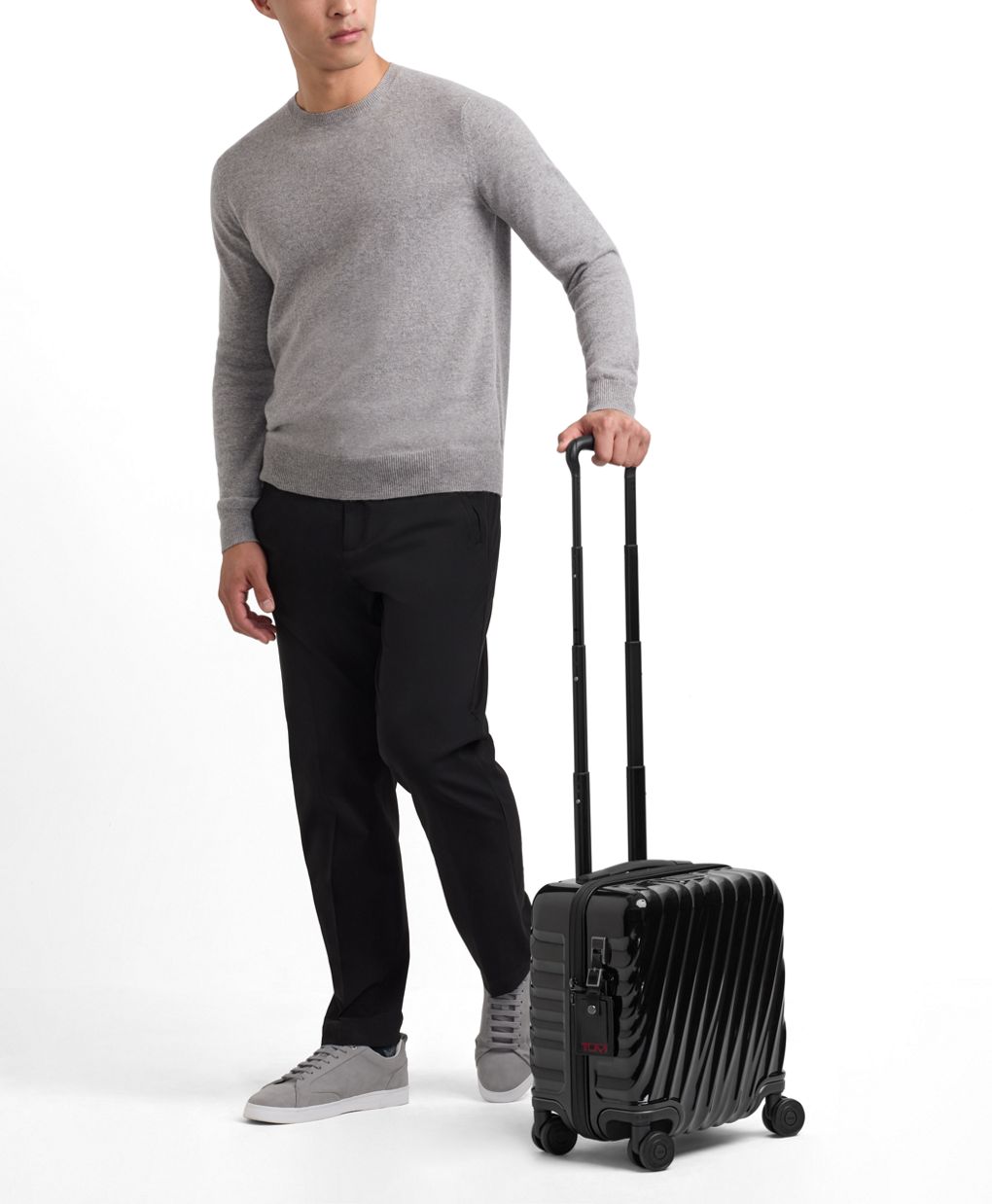 BLACK【本日まで価格】TUMI 19 Degree スモール・コンパクト・4ウィール