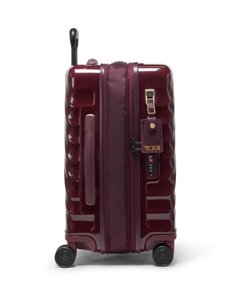 International Expandable 4 Wheeled Carry-On