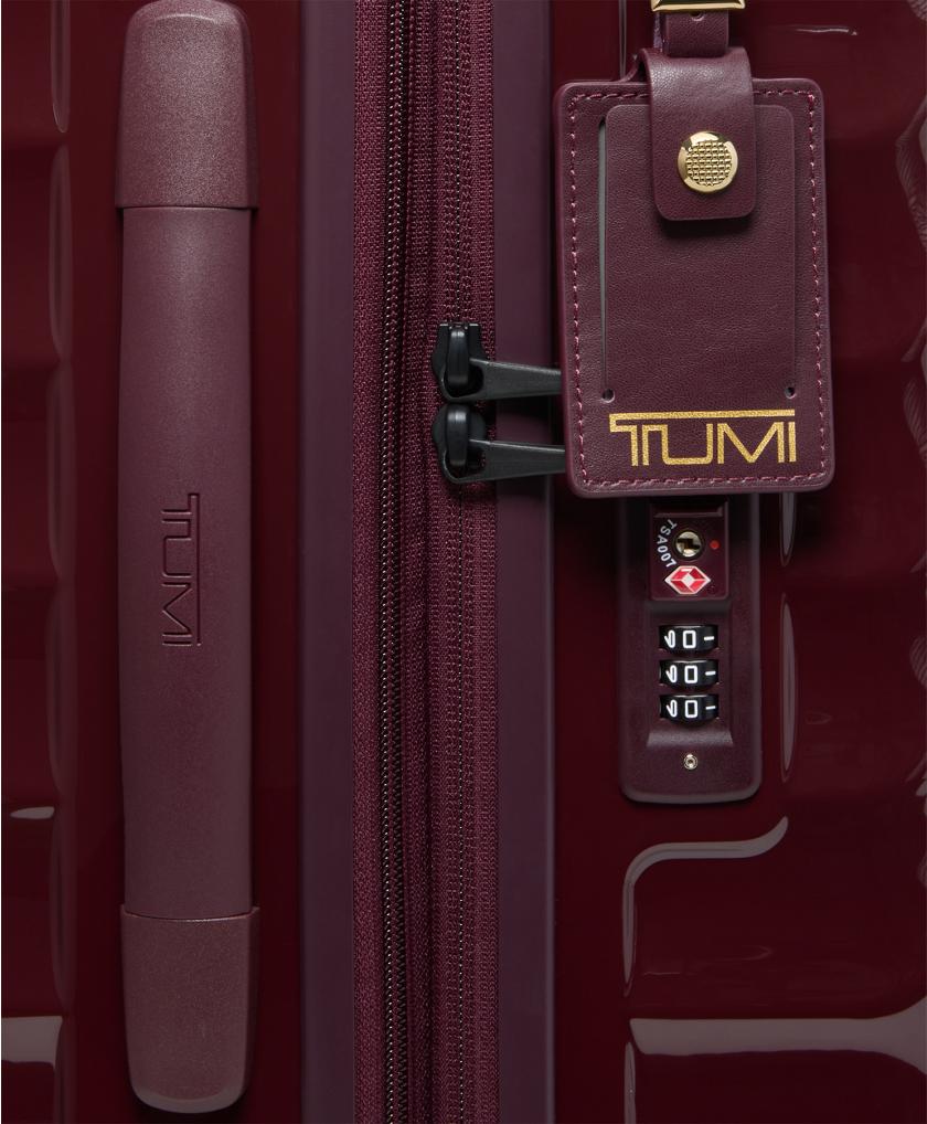 International Expandable 4 Wheeled Carry-On