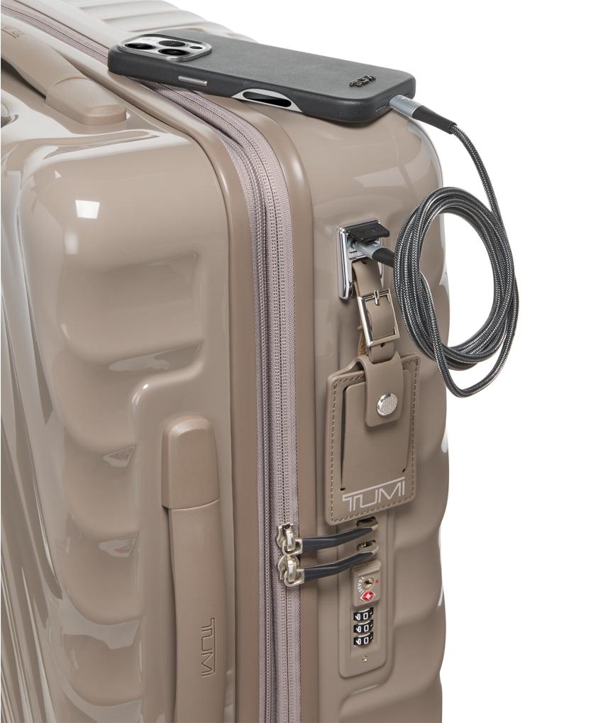 Continental Expandable 4 Wheeled Carry-On
