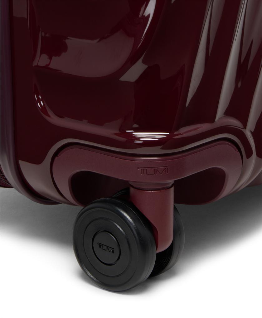 Short Trip Expandable 4 Wheeled Packing Case