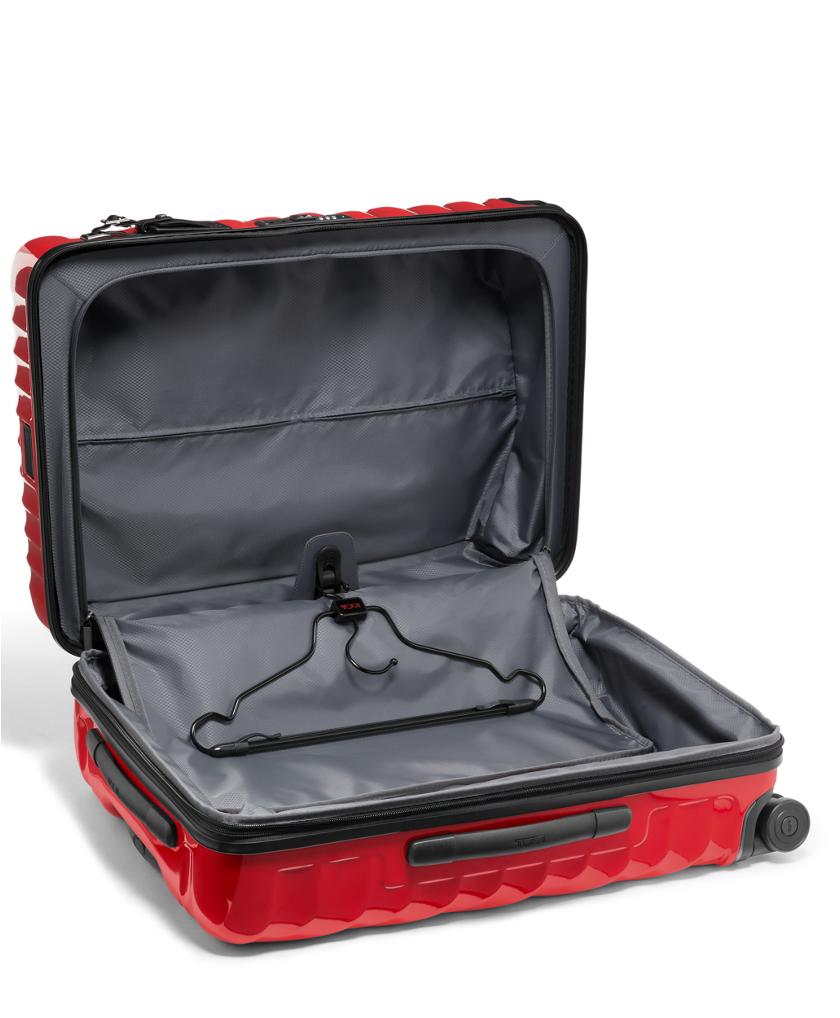 Short Trip Expandable 4 Wheeled Packing Case