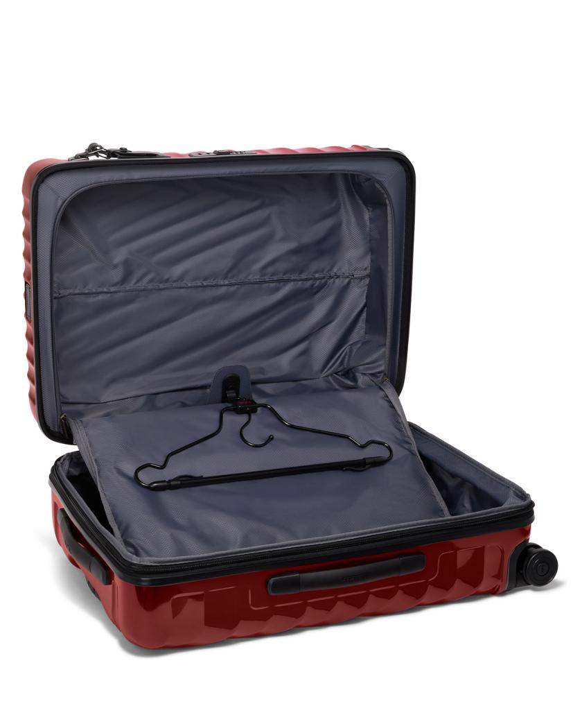 Short Trip Expandable 4 Wheeled Packing Case