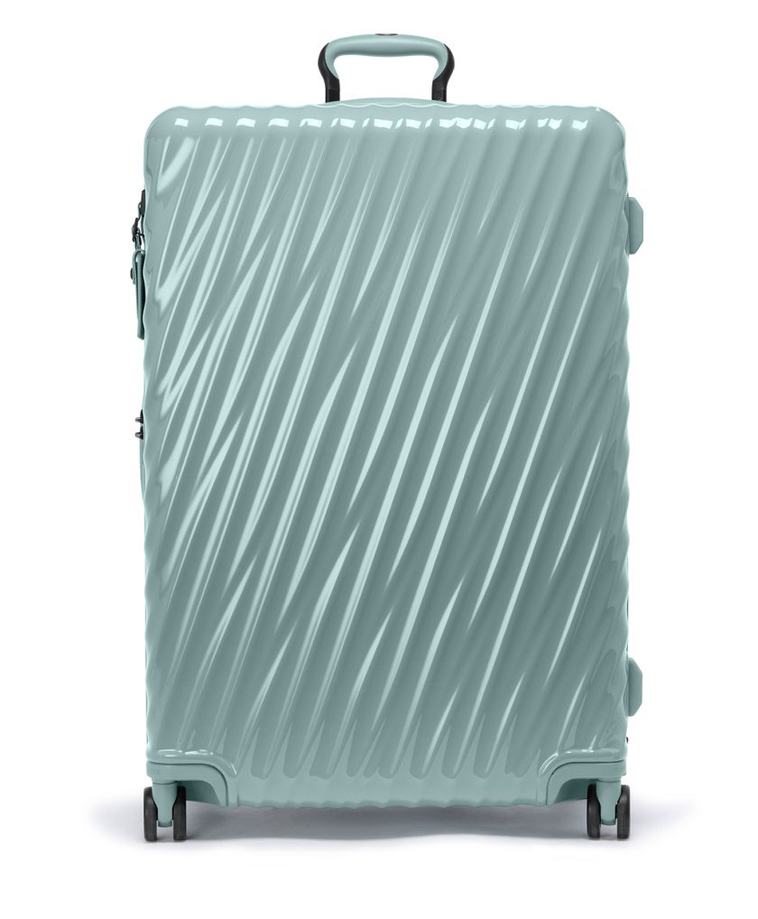 19 Degree Collection | Tumi US