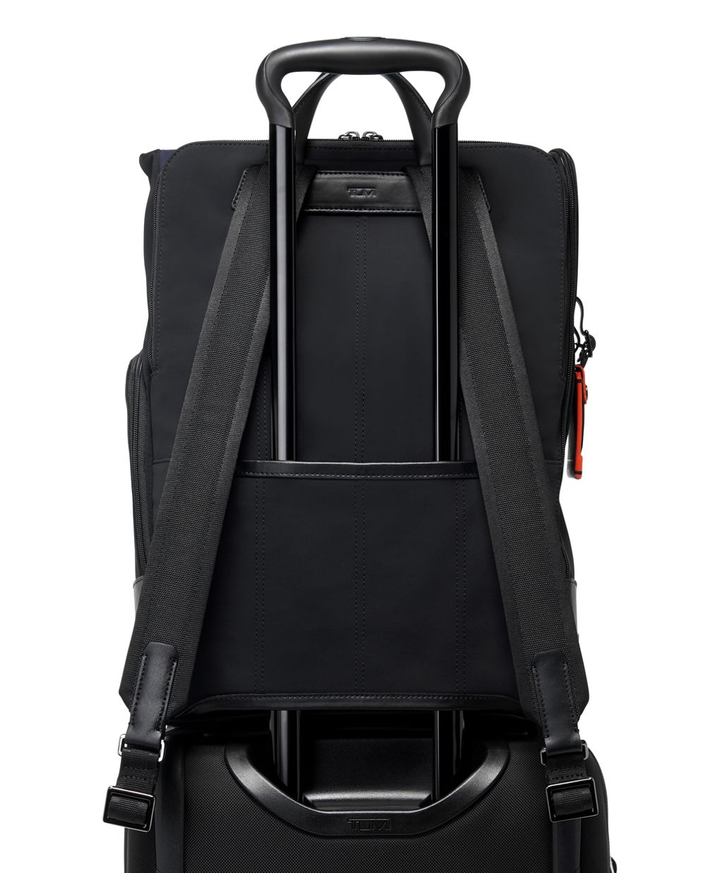 Tumi commuter clearance bag