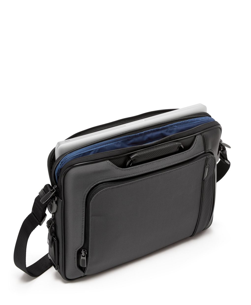 Curve tumi outlet wallet