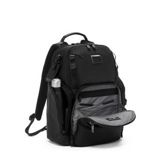 กระเป๋าเป๋สะพายหลัง Search Backpack Black - medium | Tumi Thailand