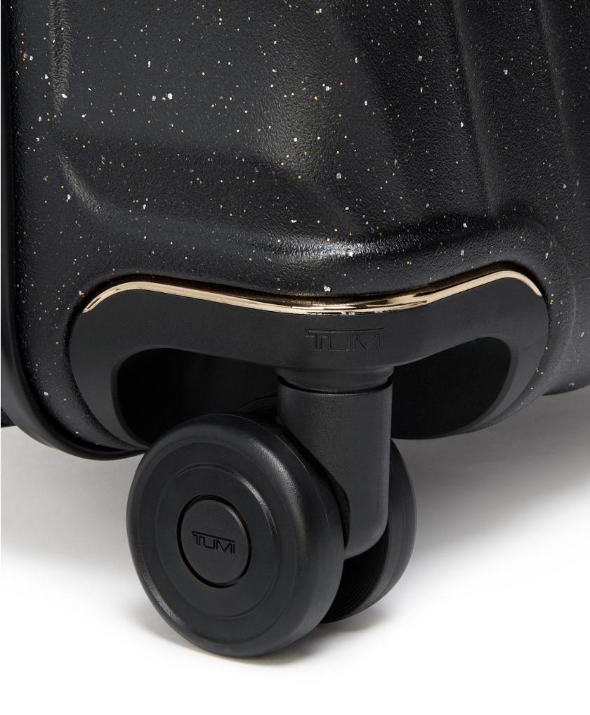 International Expandable 4 Wheeled Carry-On