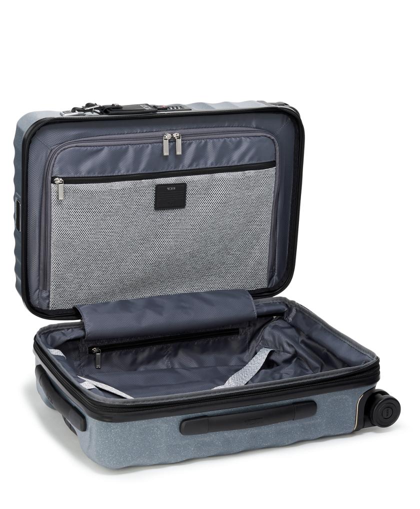 International Expandable 4 Wheeled Carry-On