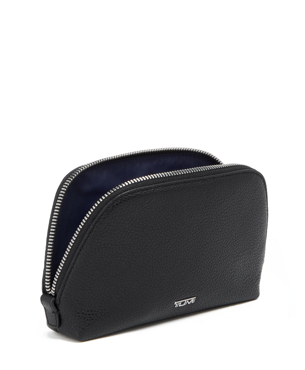 Tumi travel shop cosmetic bag