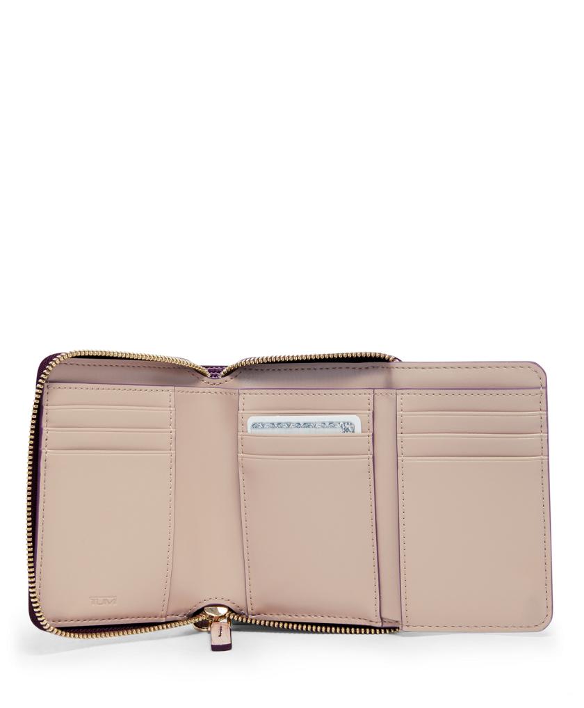 Tri-Fold Zip-Around