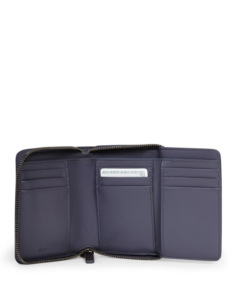 Tri-Fold Zip-Around