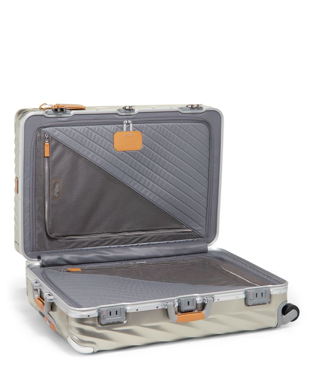 Tumi 19 degree store extended trip packing case